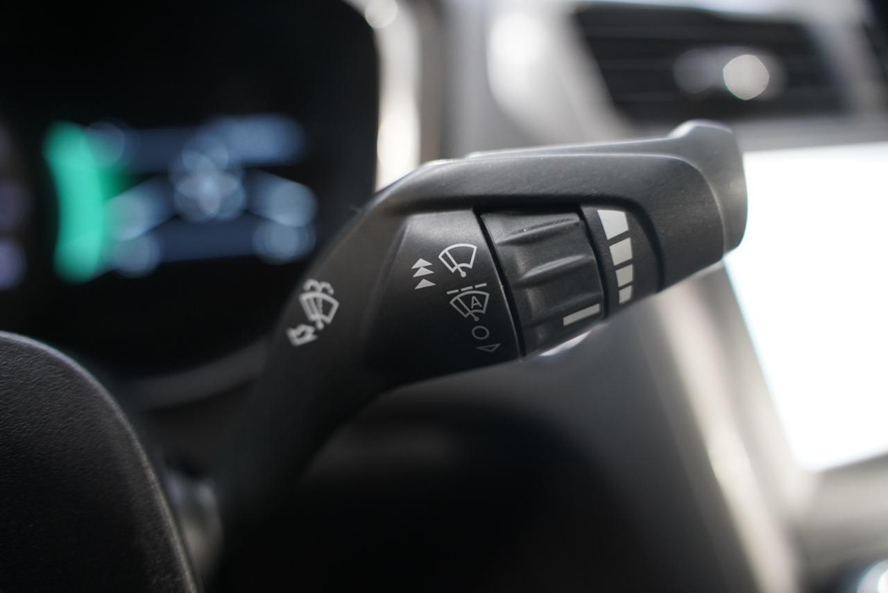 Ford Fusion SEL FWD 2020