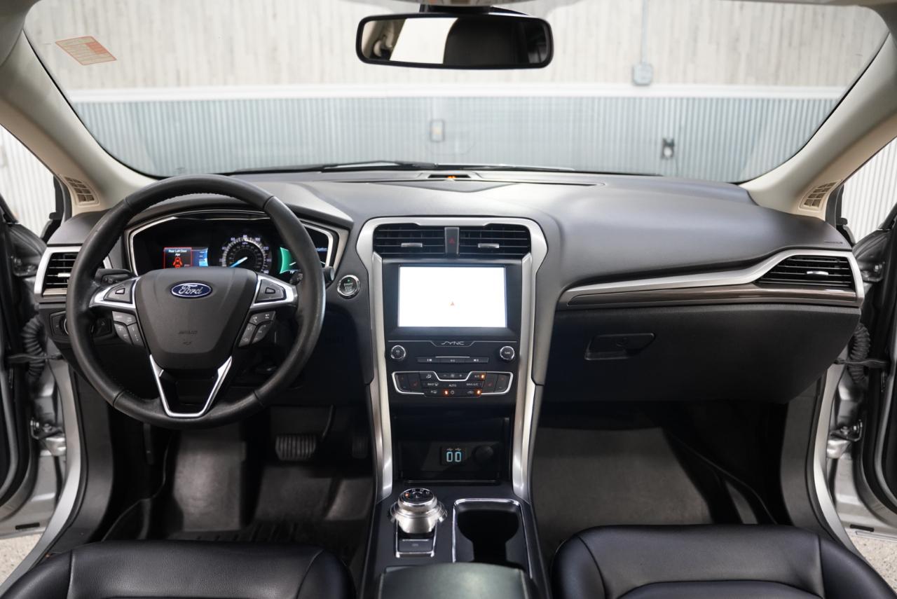 Ford Fusion SEL FWD 2020