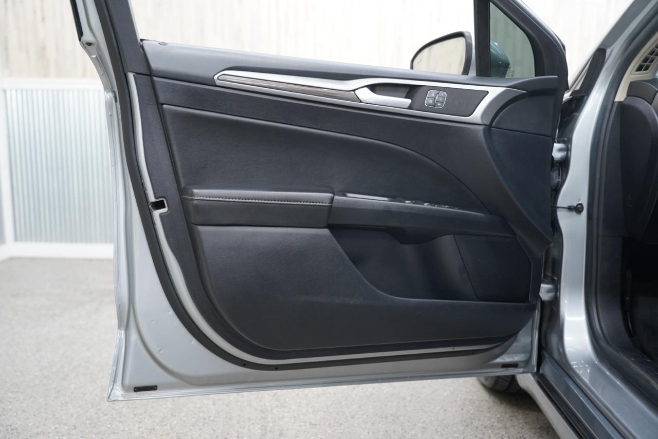 Ford Fusion SEL FWD 2020