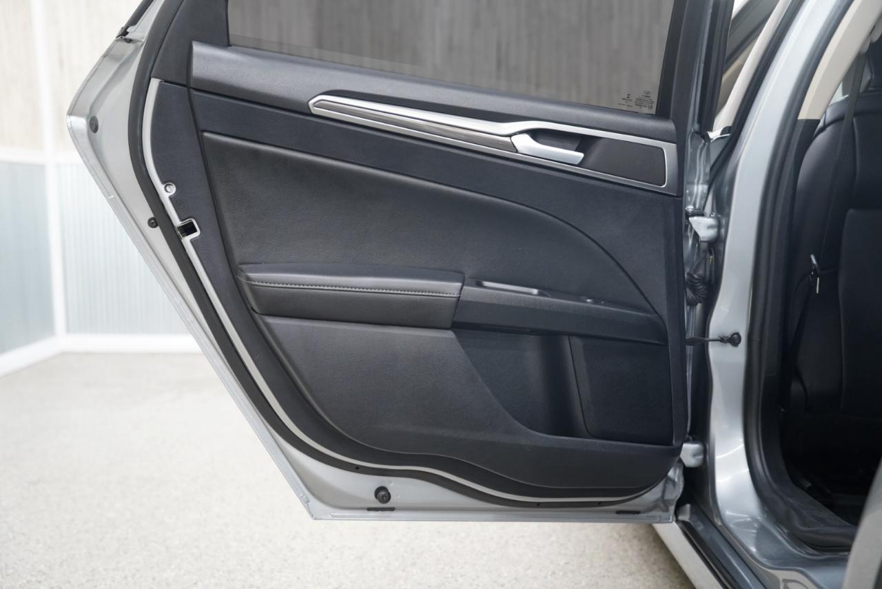 Ford Fusion SEL FWD 2020