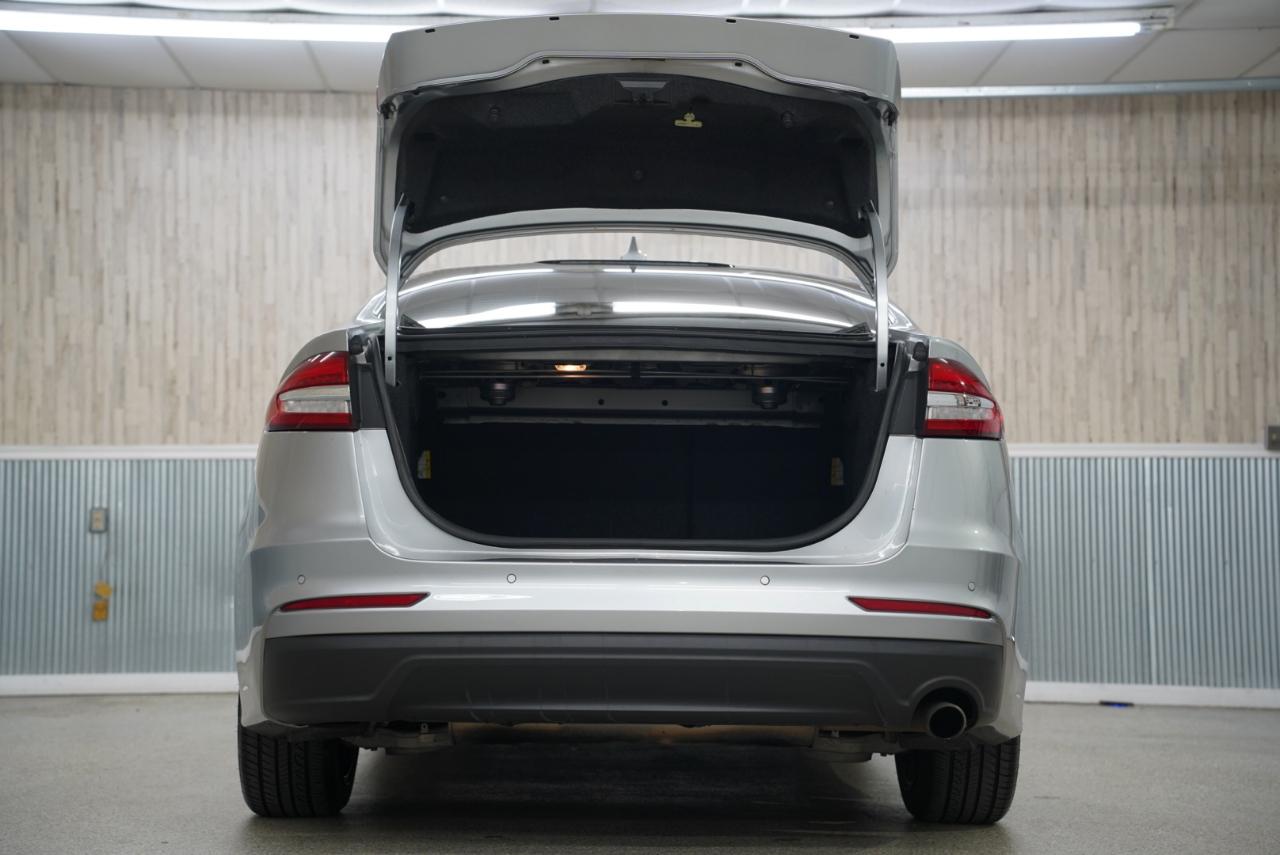 Ford Fusion SEL FWD 2020