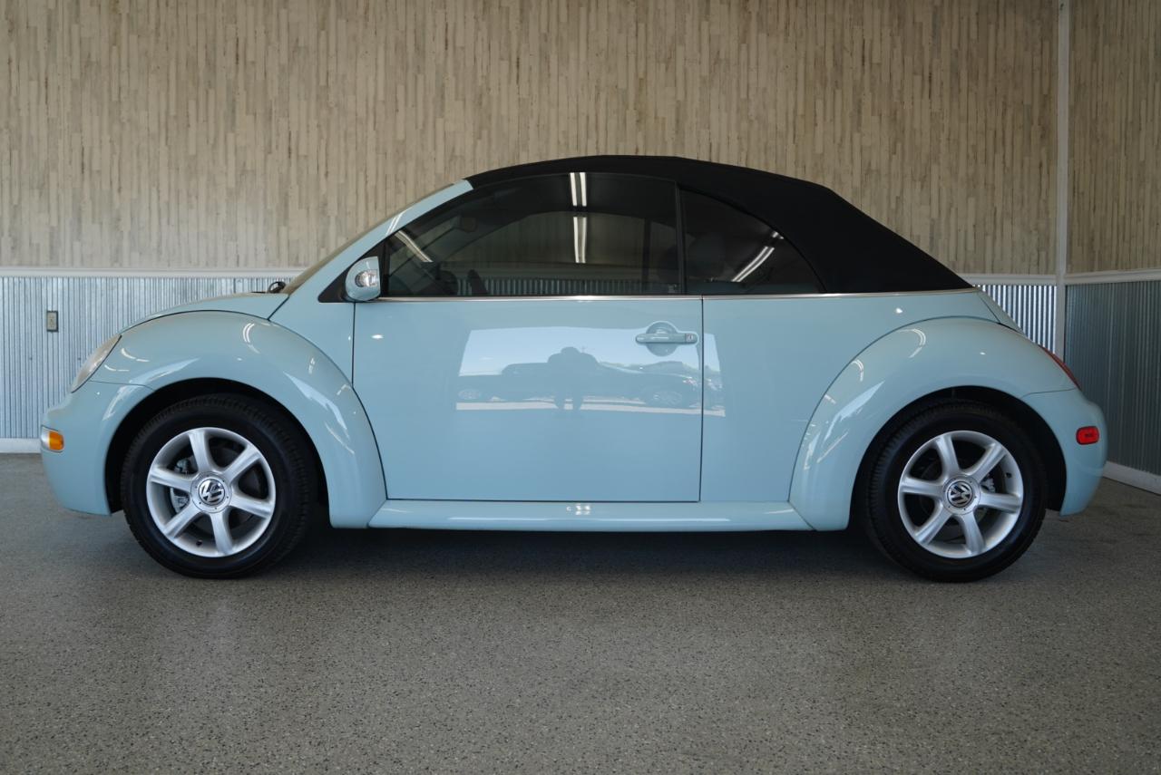 Volkswagen New Beetle Convertible 2dr Convertible GLS Turbo Manual 2004