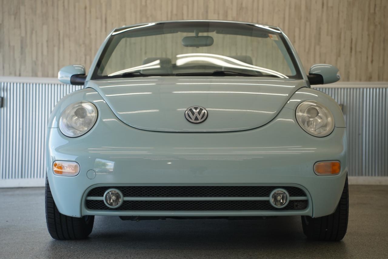 Volkswagen New Beetle Convertible 2dr Convertible GLS Turbo Manual 2004