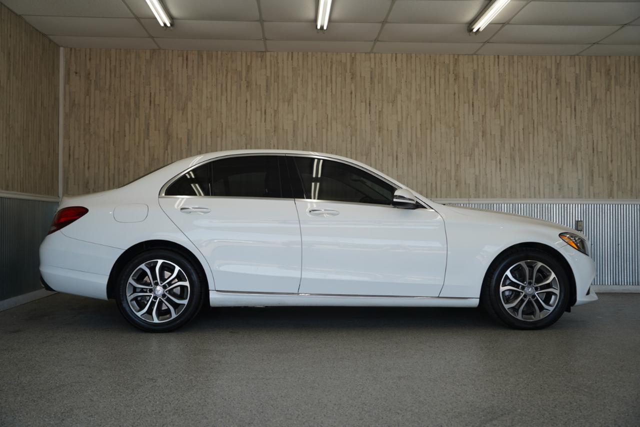 Mercedes-Benz C-Class 4dr Sdn C 300 Luxury 4MATIC 2016