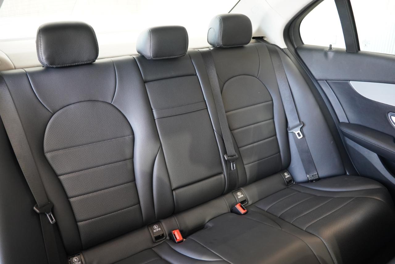 Mercedes-Benz C-Class 4dr Sdn C 300 Luxury 4MATIC 2016