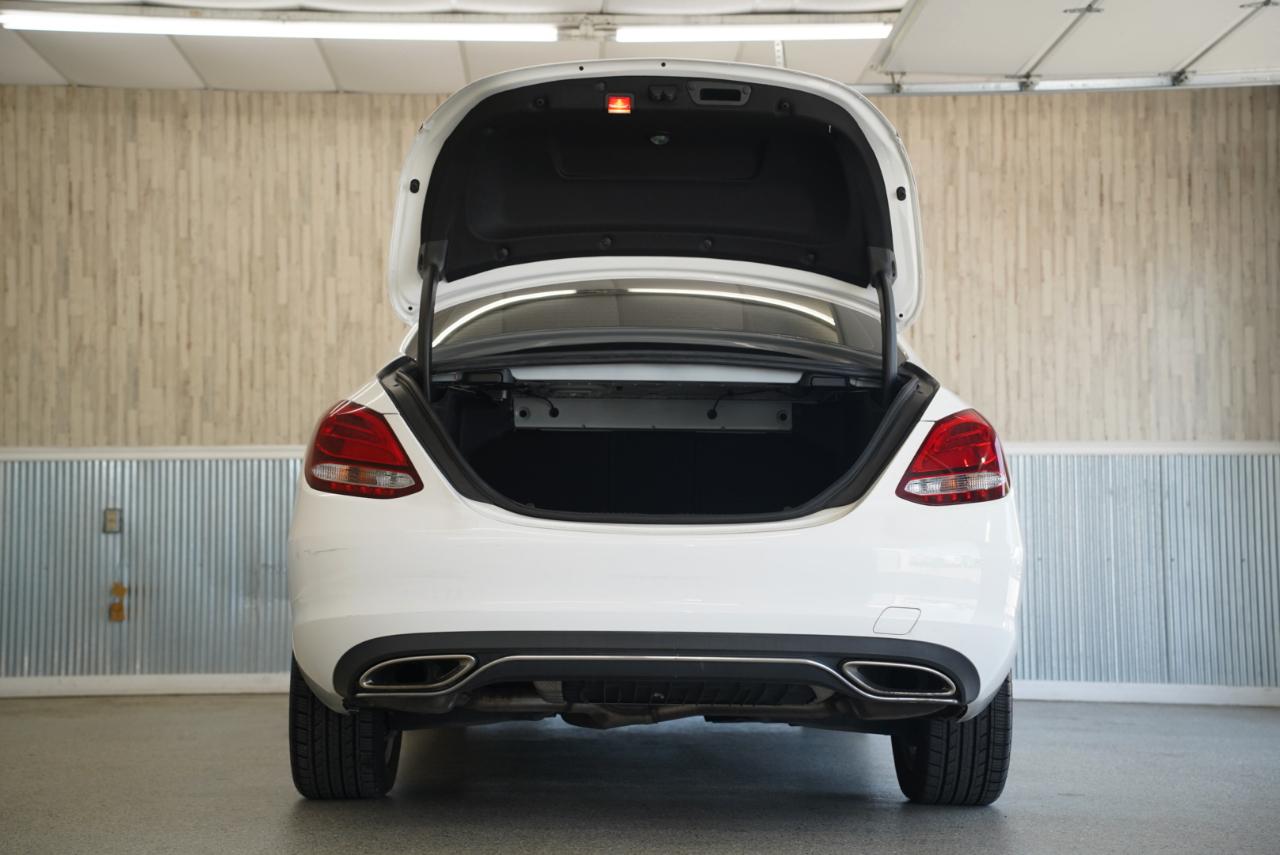 Mercedes-Benz C-Class 4dr Sdn C 300 Luxury 4MATIC 2016