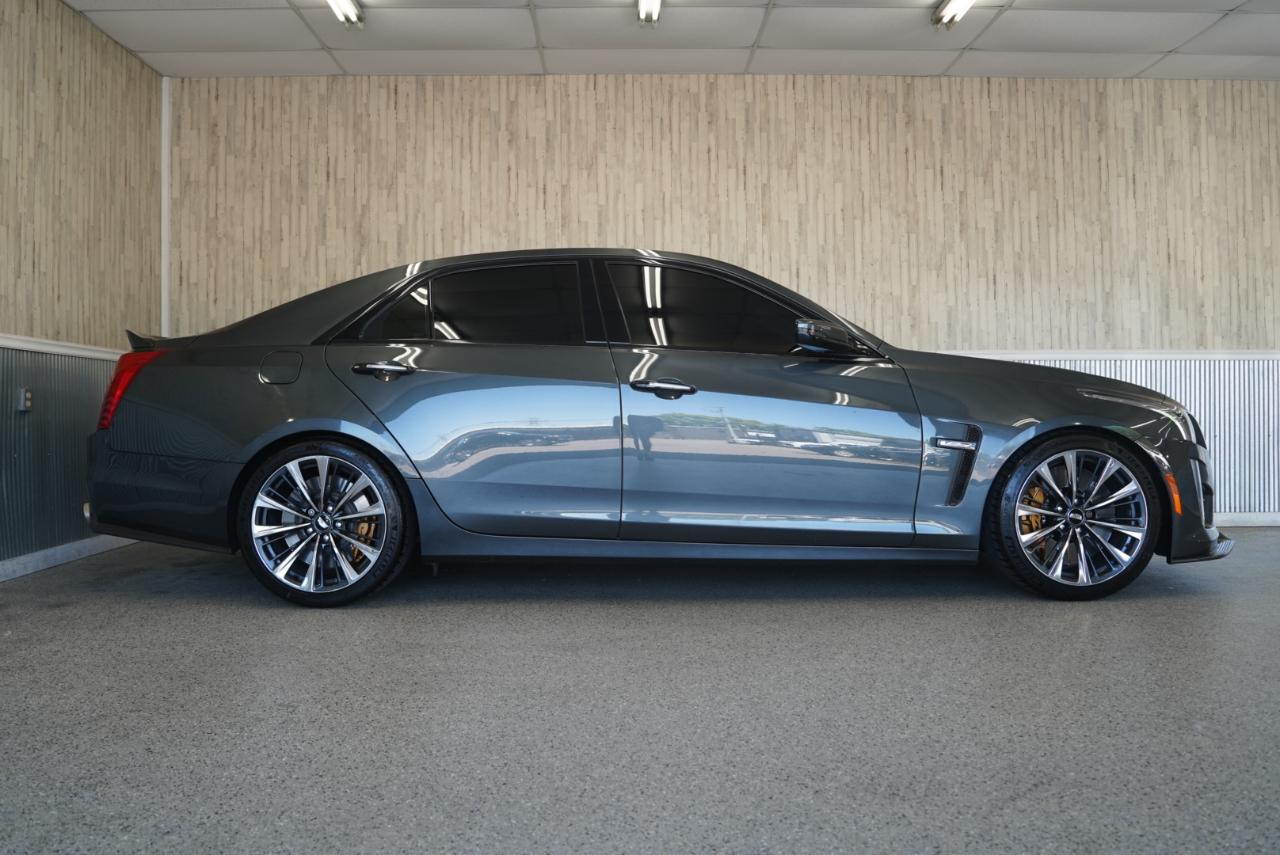 Cadillac CTS-V Sedan 4dr Sdn 2016