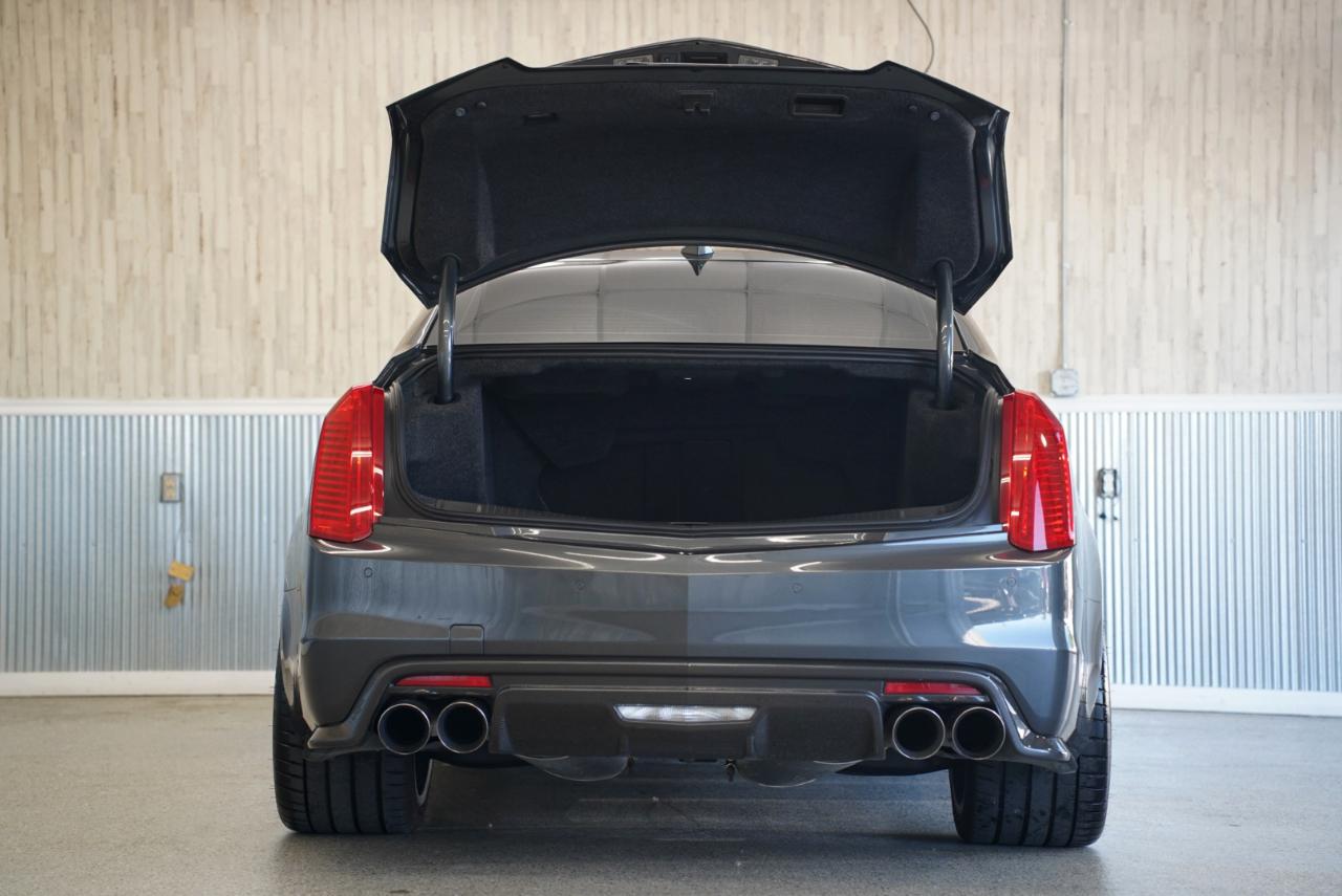 Cadillac CTS-V Sedan 4dr Sdn 2016