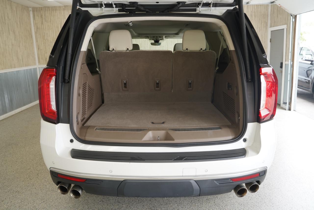 GMC Yukon XL 4WD 4dr Denali 2021