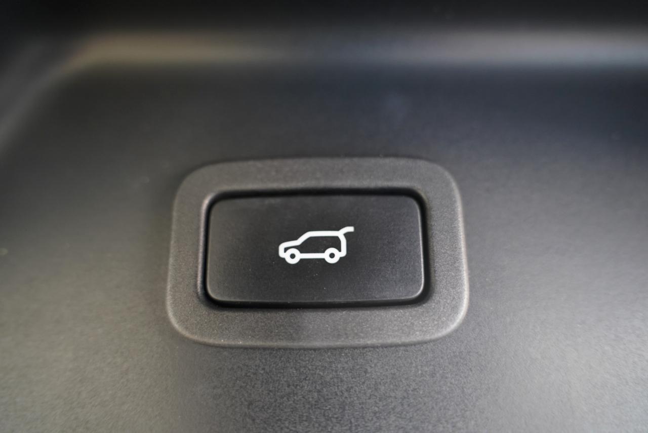 Land Rover Range Rover V8 Supercharged SWB 2017