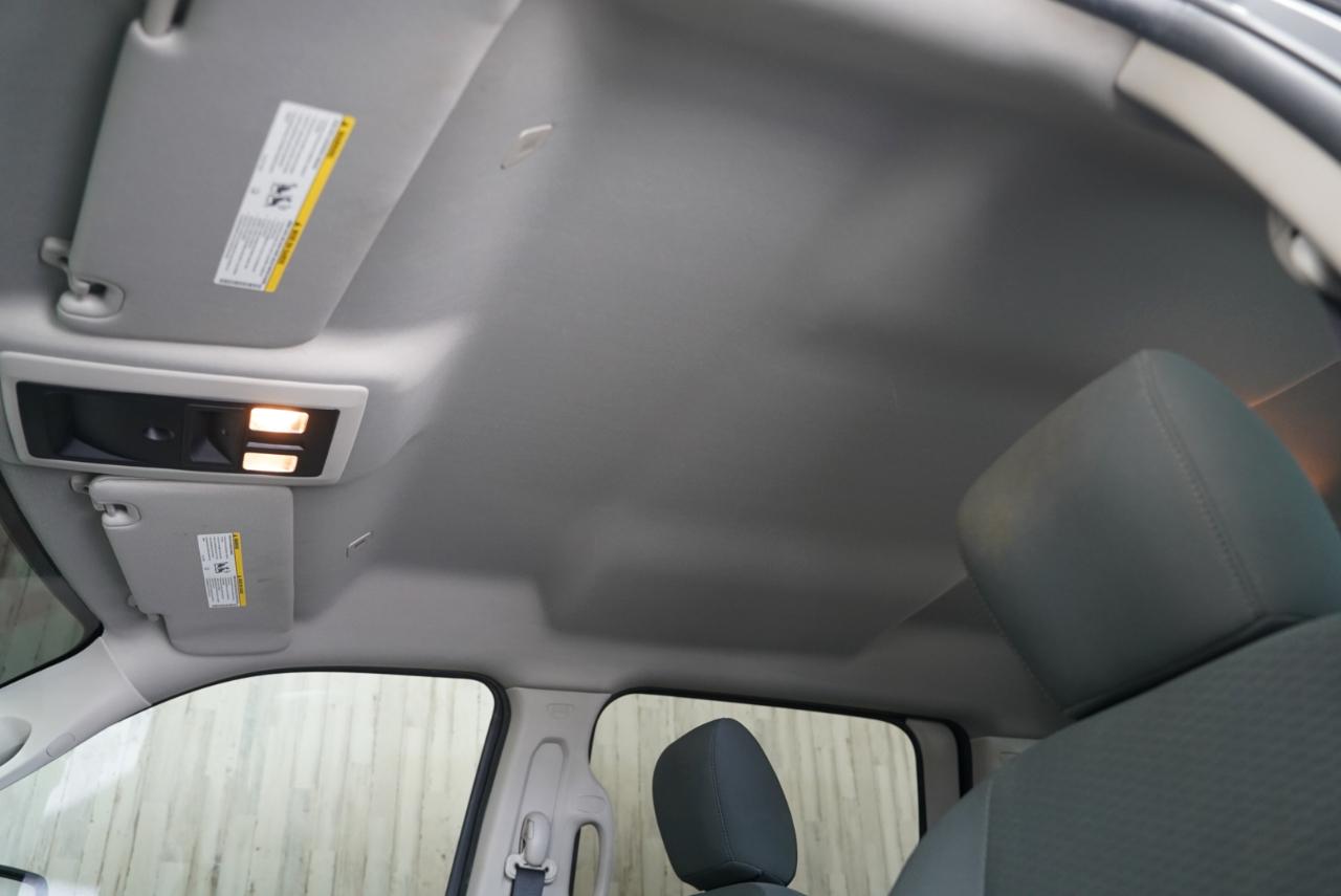 RAM 1500 Express 4x2 Crew Cab 5'7" Box 2018
