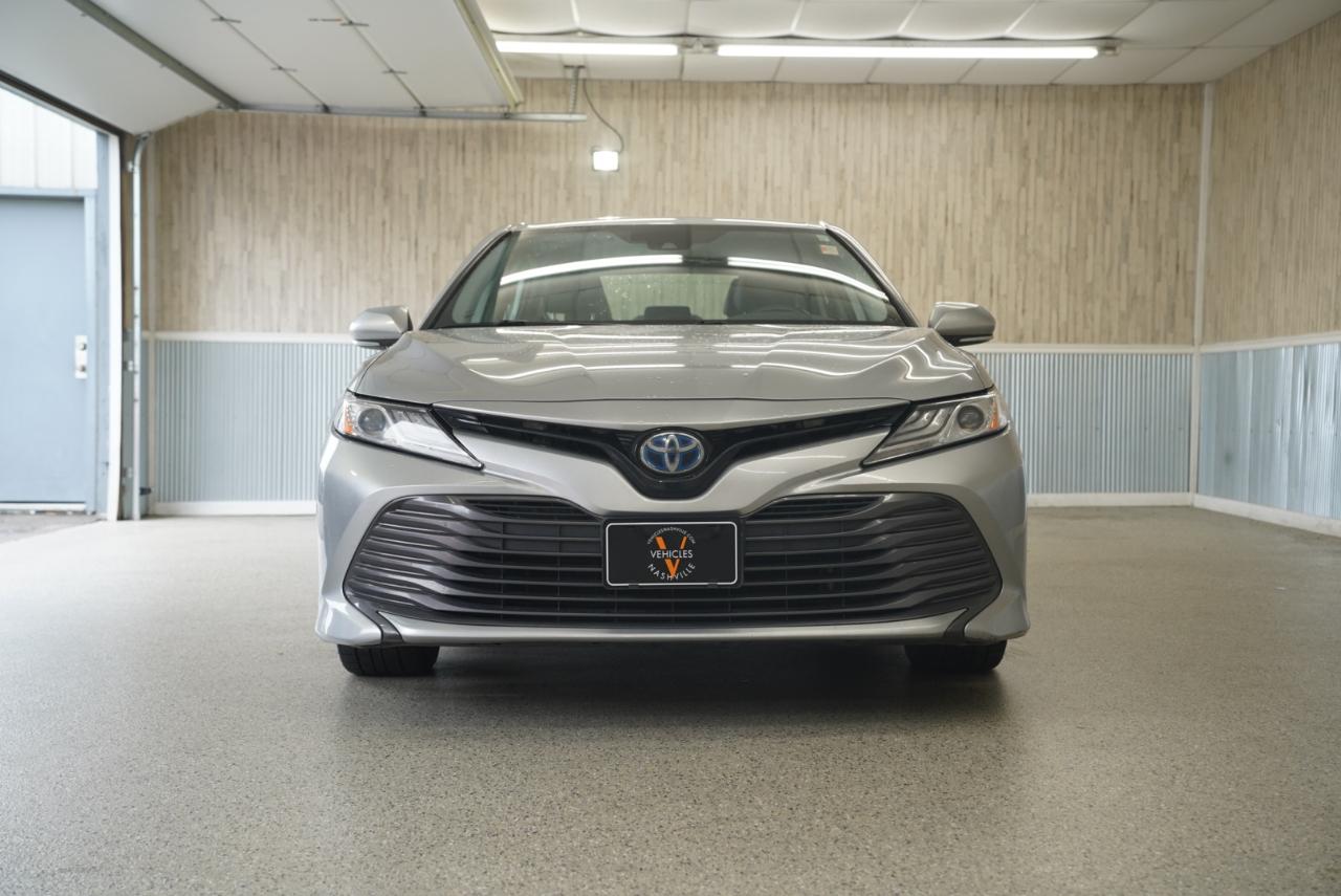 Toyota Camry  2019