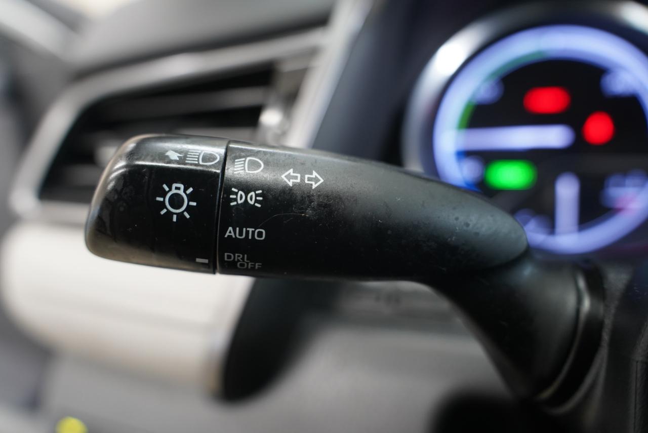 Toyota Camry  2019