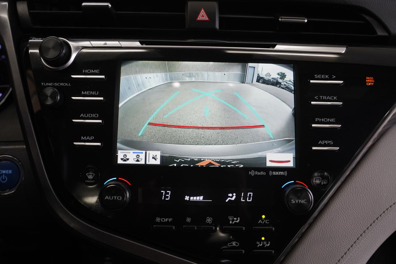 Toyota Camry  2019