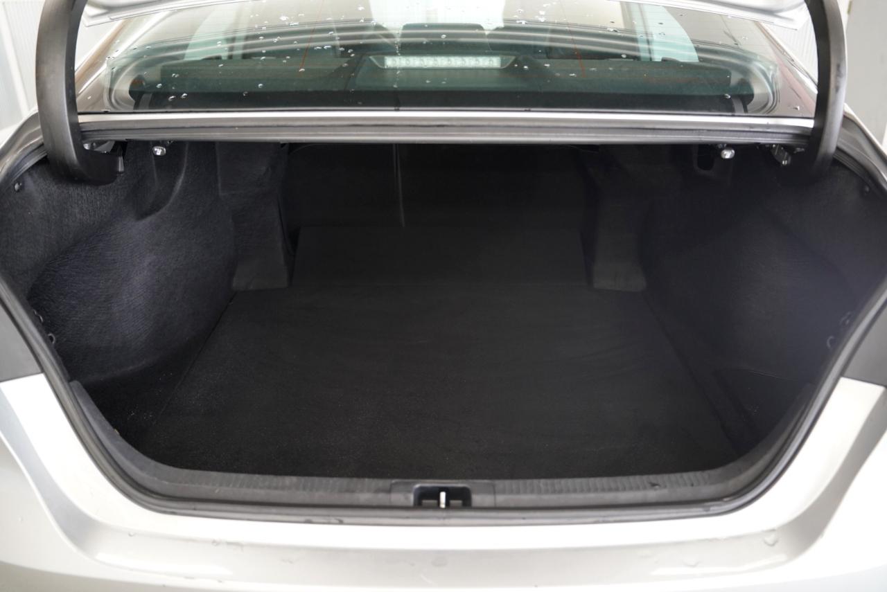Toyota Camry  2019