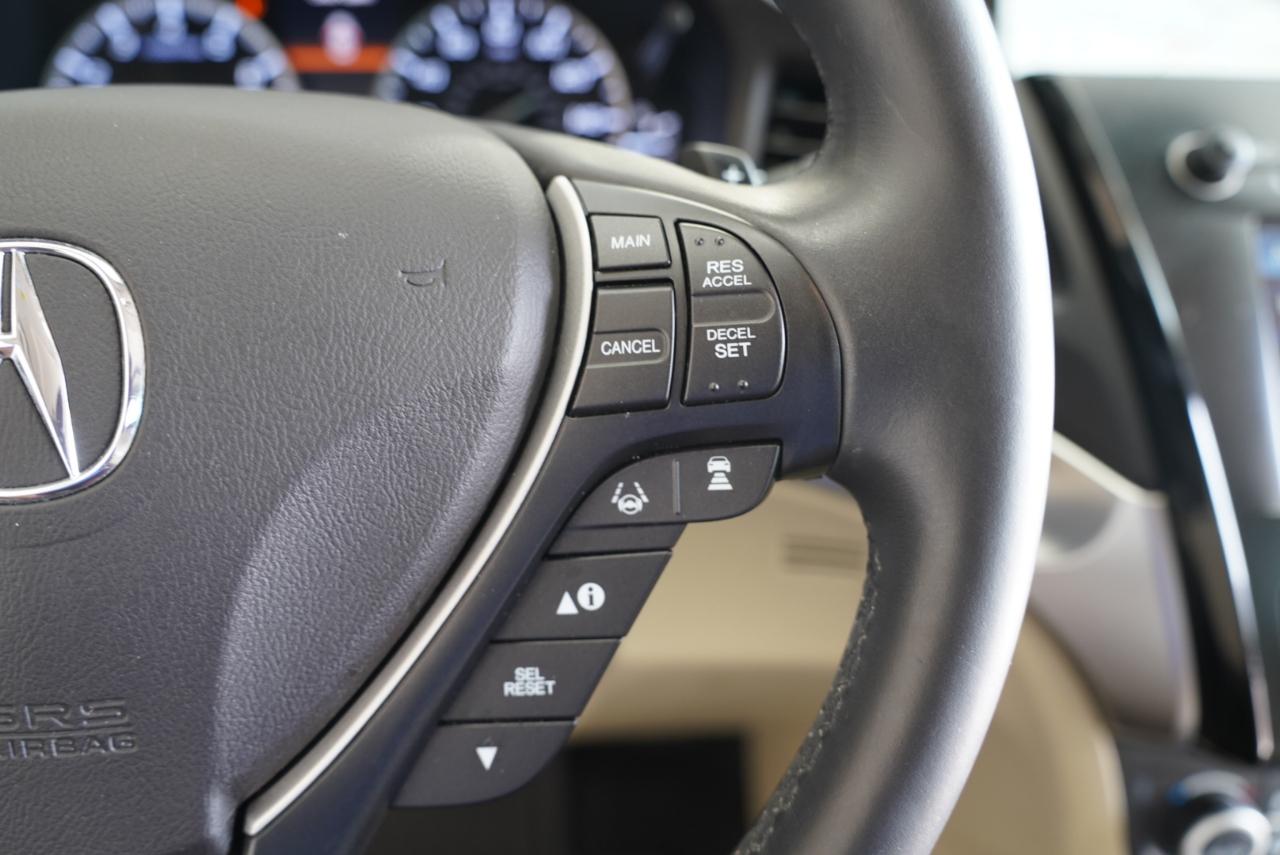 Acura ILX 4dr Sdn w/Premium Pkg 2016