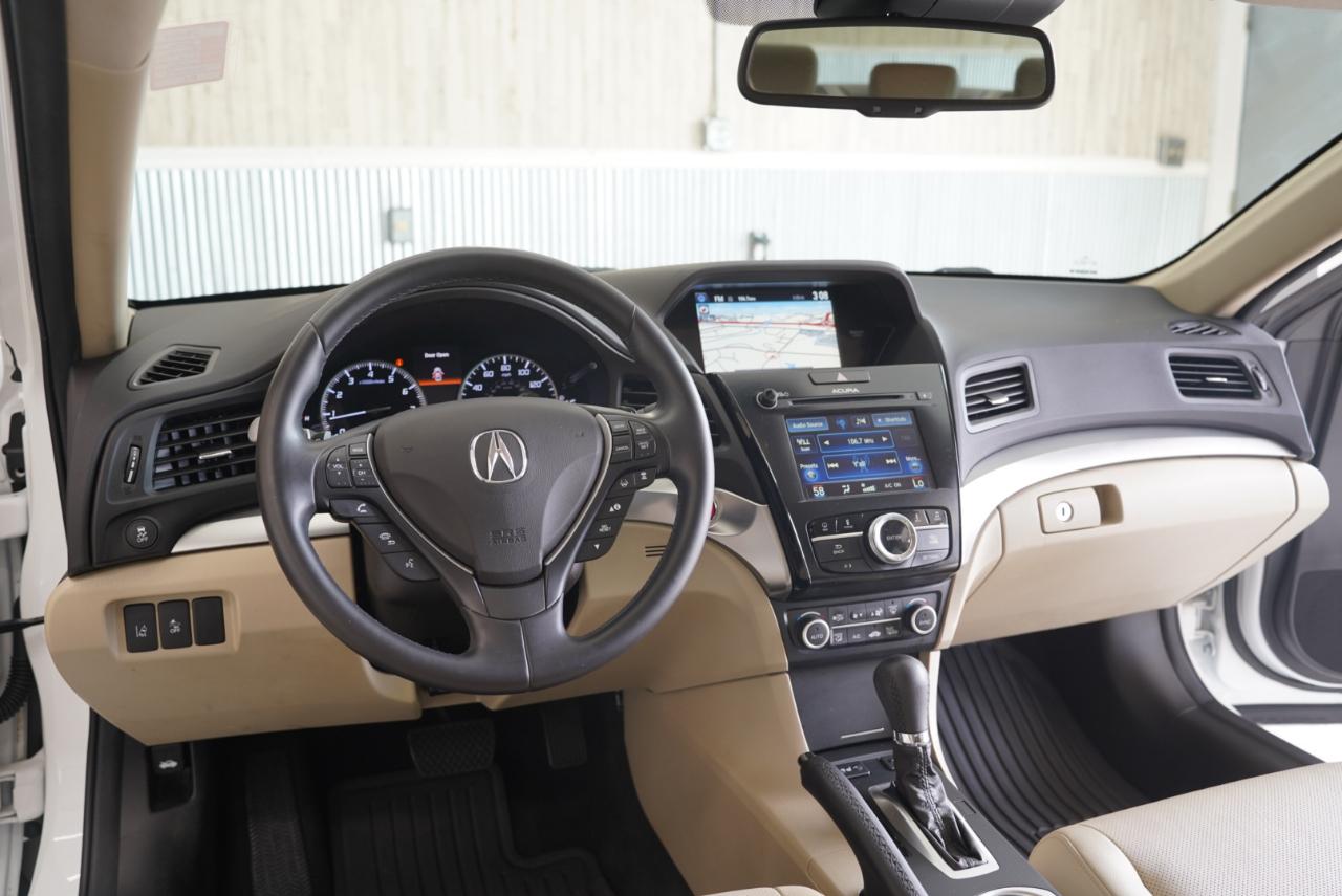 Acura ILX 4dr Sdn w/Premium Pkg 2016