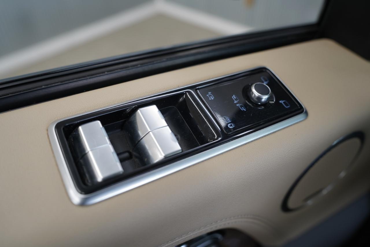 Land Rover Range Rover Supercharged LWB 2020