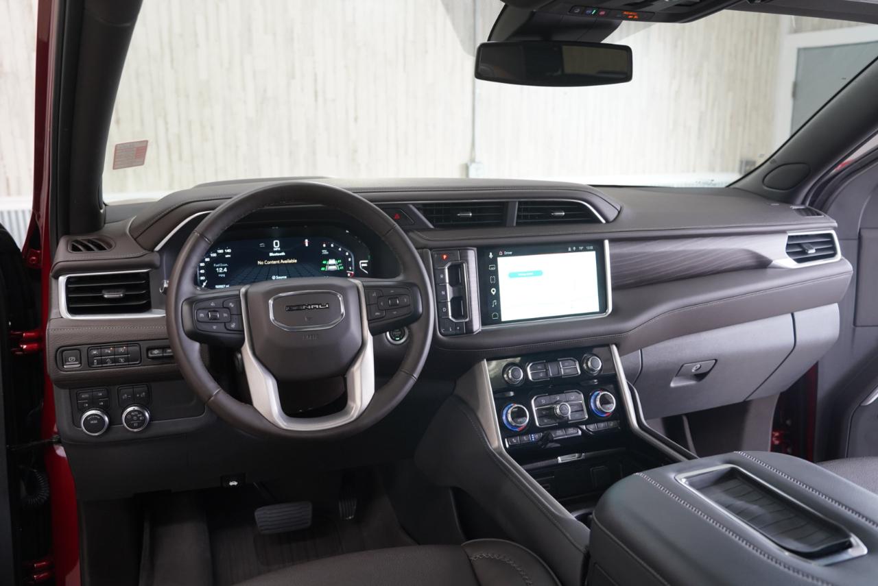 GMC Yukon XL 4WD 4dr Denali 2023