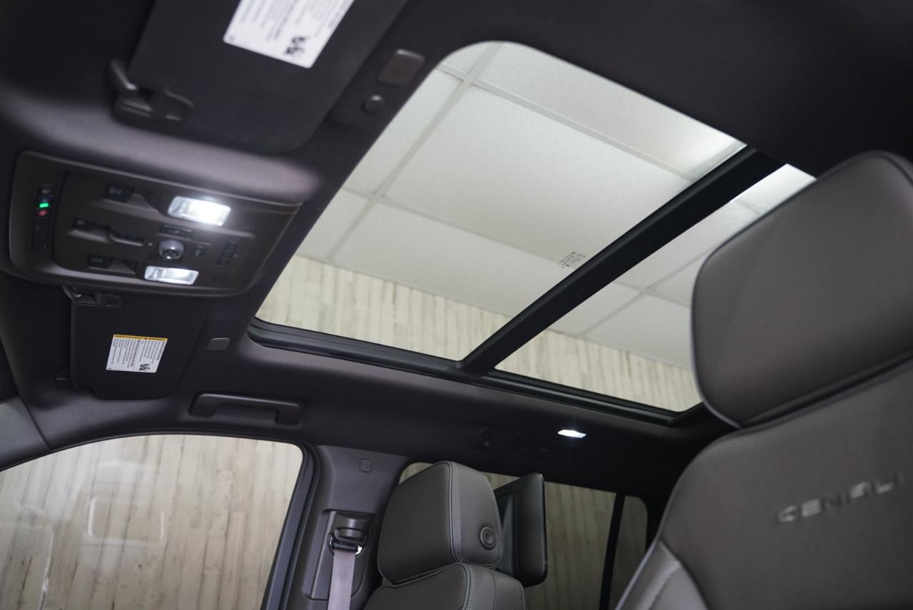GMC Yukon XL 4WD 4dr Denali 2023