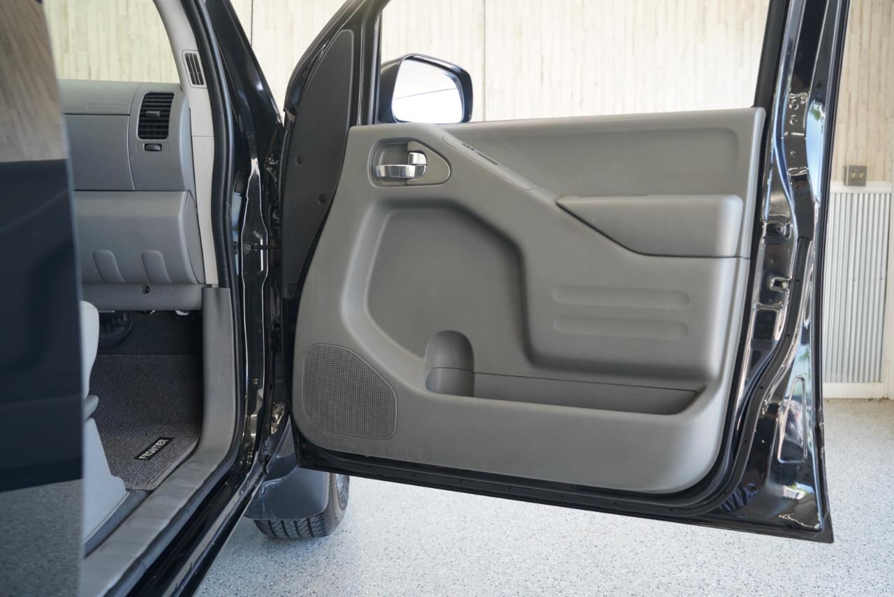 Nissan Frontier Crew Cab 4x4 SV Auto 2020
