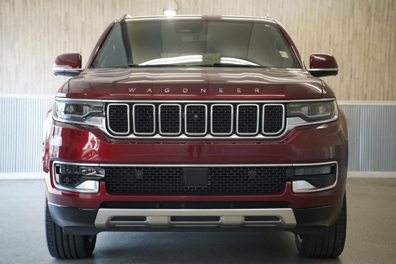Jeep Wagoneer Series III 4x2 2022