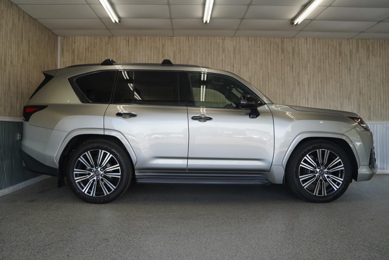 Lexus LX LX 600 Luxury 4WD 2025