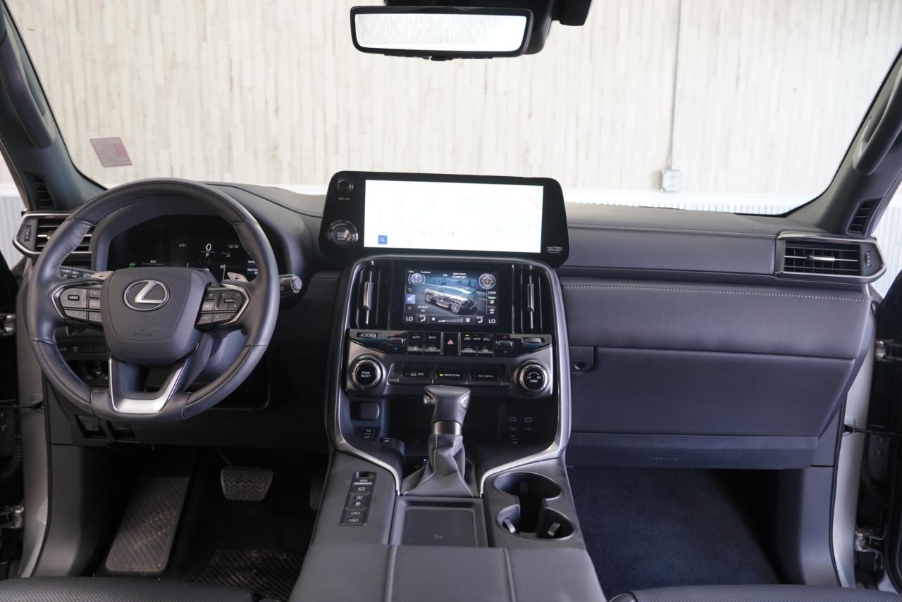 Lexus LX LX 600 Luxury 4WD 2025