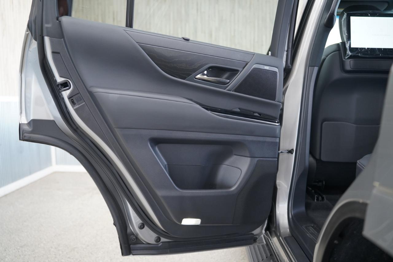 Lexus LX LX 600 Luxury 4WD 2025