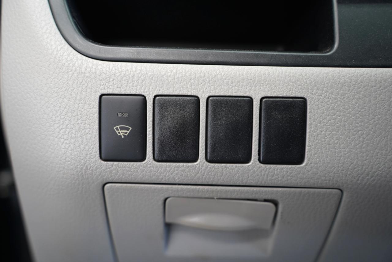 Toyota Highlander AWD 4dr V6 LE (Natl) 2014