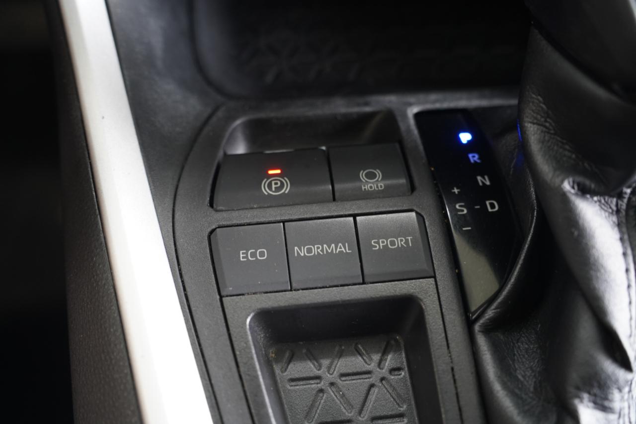 Toyota Highlander AWD 4dr V6 LE (Natl) 2014