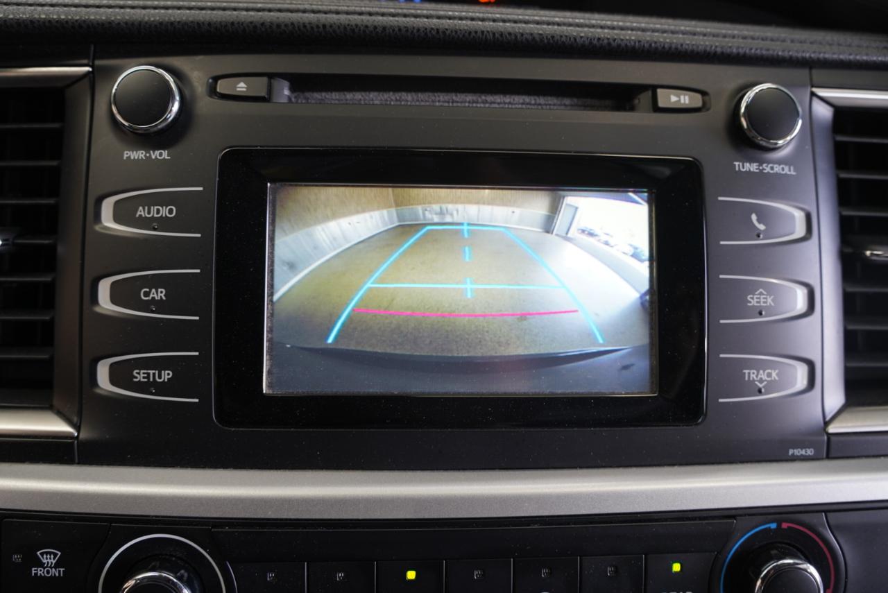 Toyota Highlander AWD 4dr V6 LE (Natl) 2014