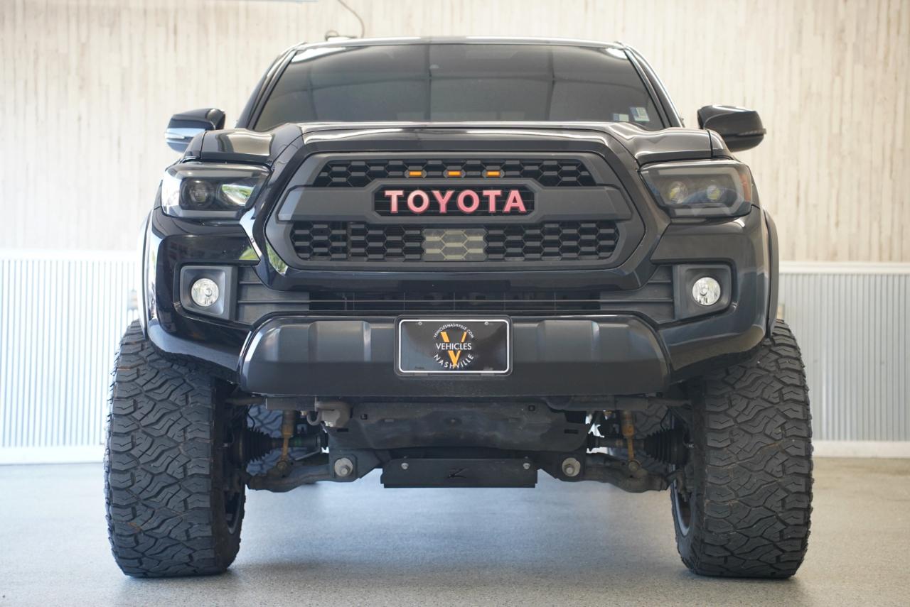 Toyota Tacoma  2018