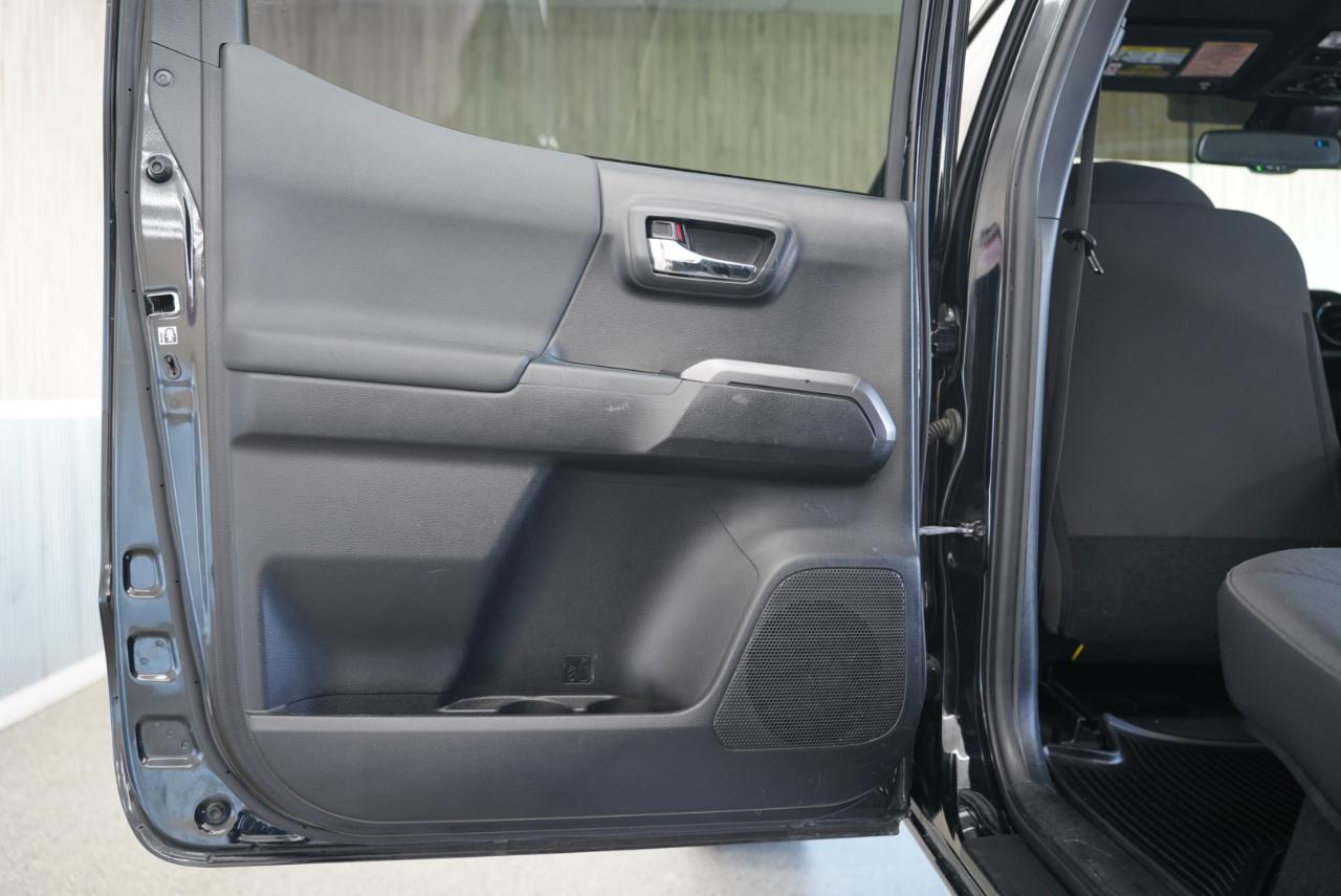 Toyota Tacoma  2018