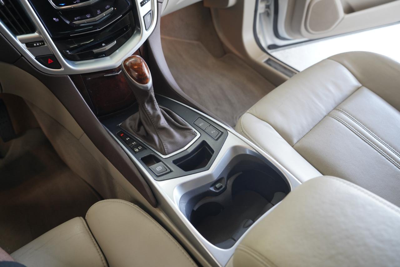 Cadillac SRX FWD 4dr Luxury Collection 2016