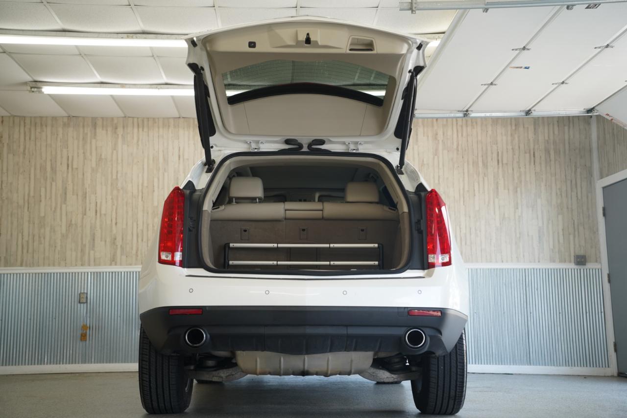 Cadillac SRX FWD 4dr Luxury Collection 2016