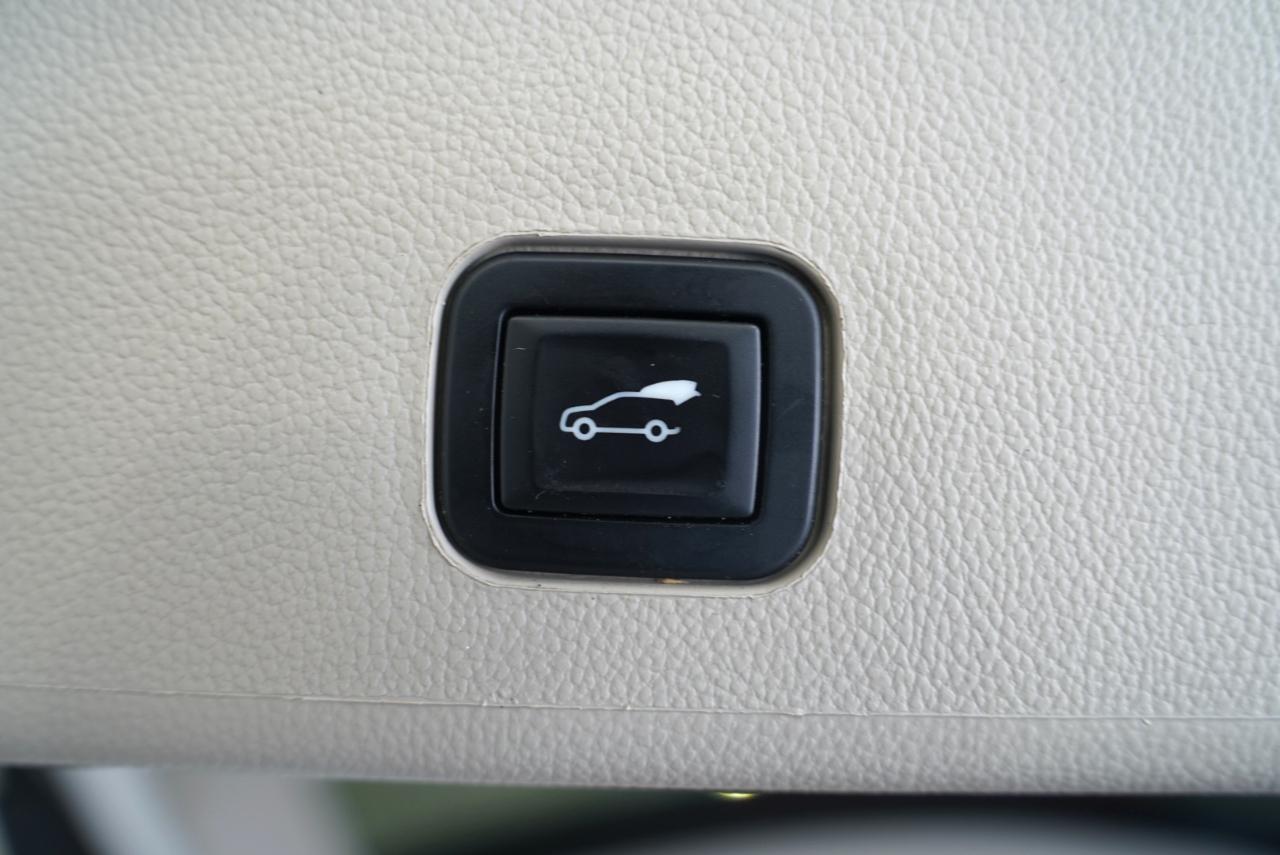 Cadillac SRX FWD 4dr Luxury Collection 2016