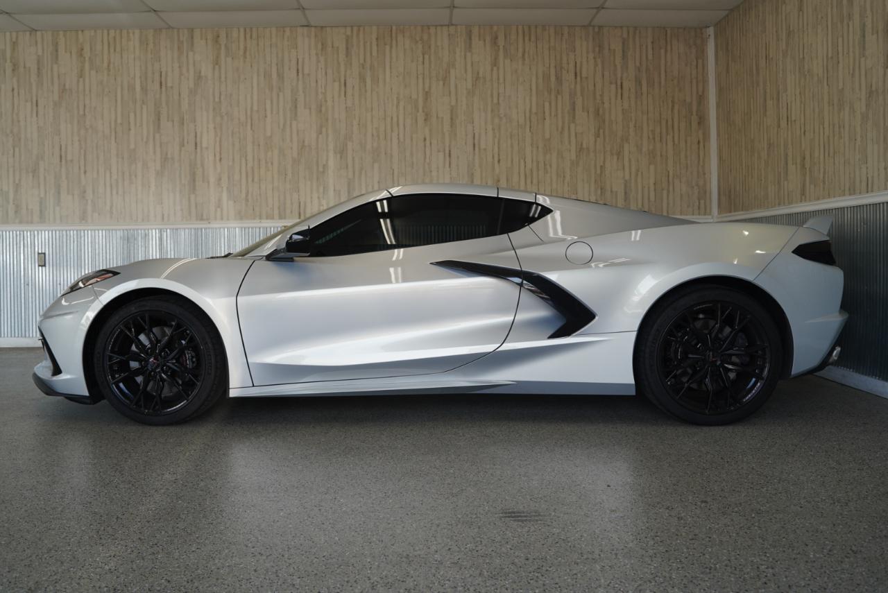 Chevrolet Corvette 2dr Stingray Cpe w/2LT 2024