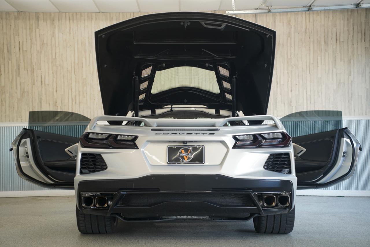 Chevrolet Corvette 2dr Stingray Cpe w/2LT 2024