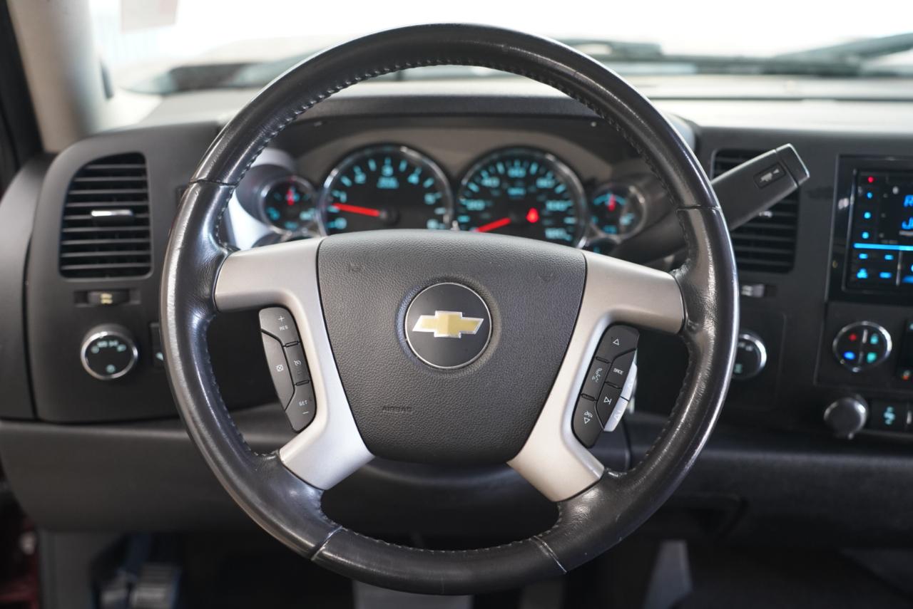 Chevrolet Silverado 1500 4WD Crew Cab 143.5" LT 2013