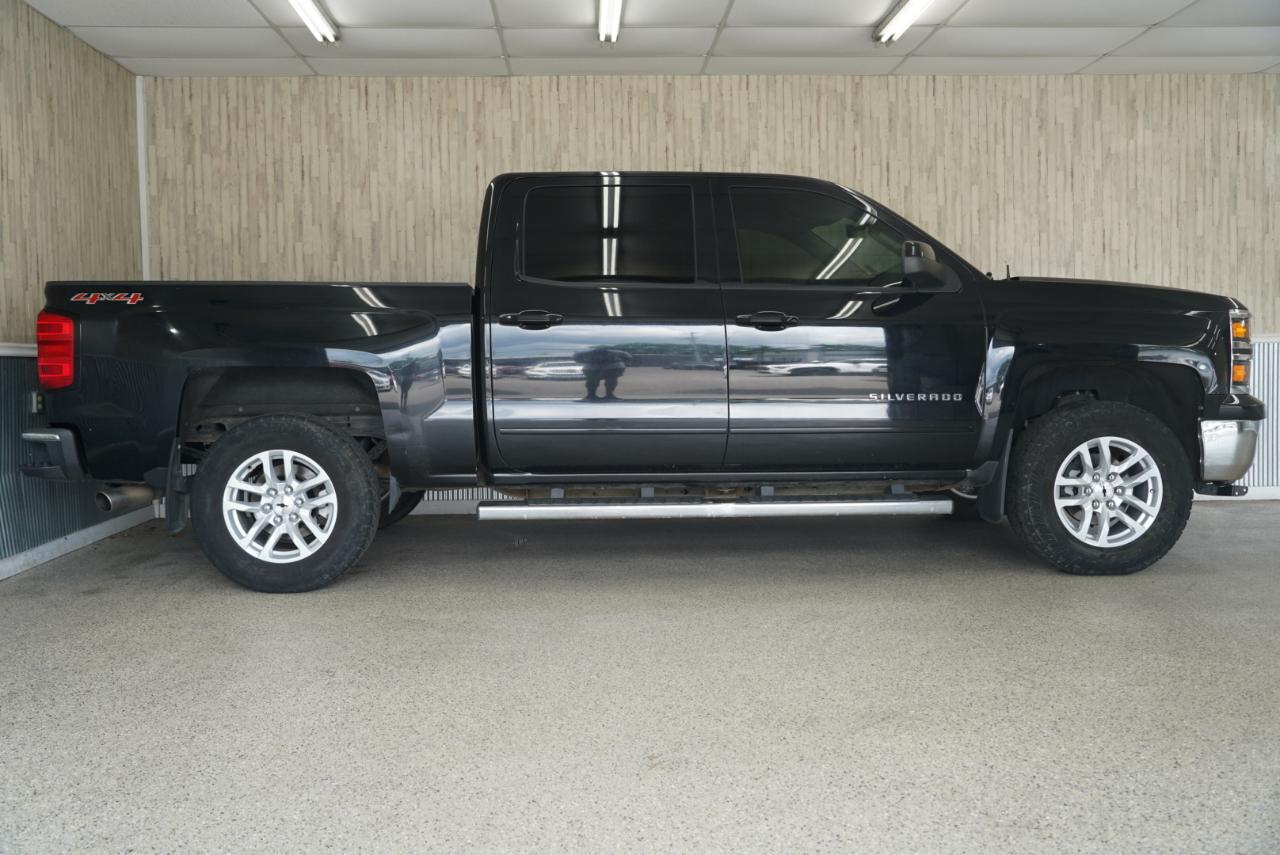 Chevrolet Silverado 1500 4WD Crew Cab 143.5" LT w/1LT 2015