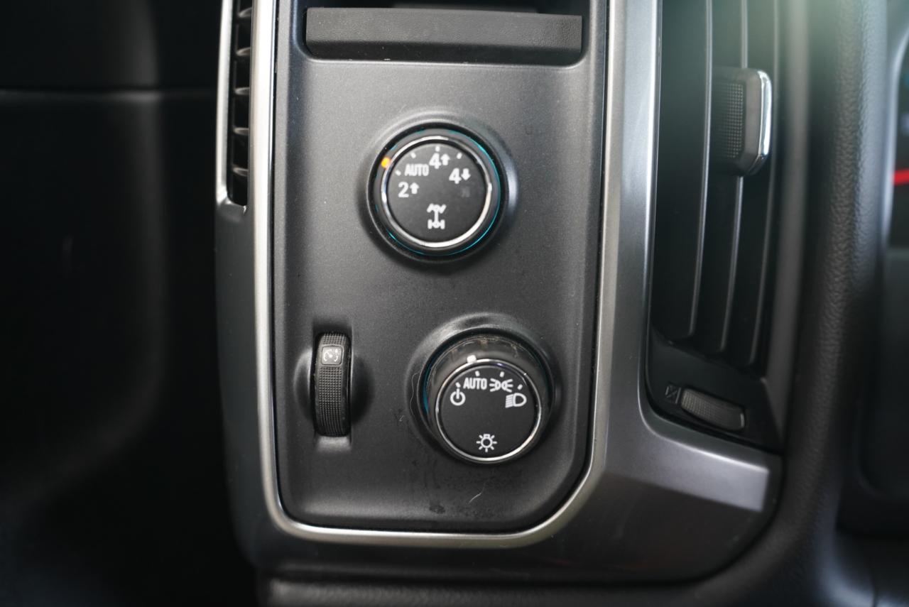 Chevrolet Silverado 1500 4WD Crew Cab 143.5" LT w/1LT 2015