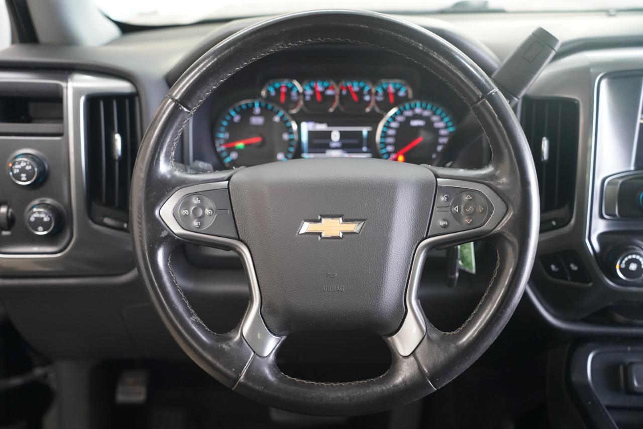 Chevrolet Silverado 1500 4WD Crew Cab 143.5" LT w/1LT 2015