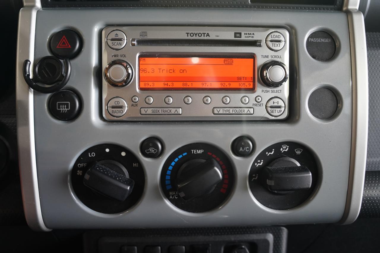 Toyota FJ Cruiser 4WD 2014