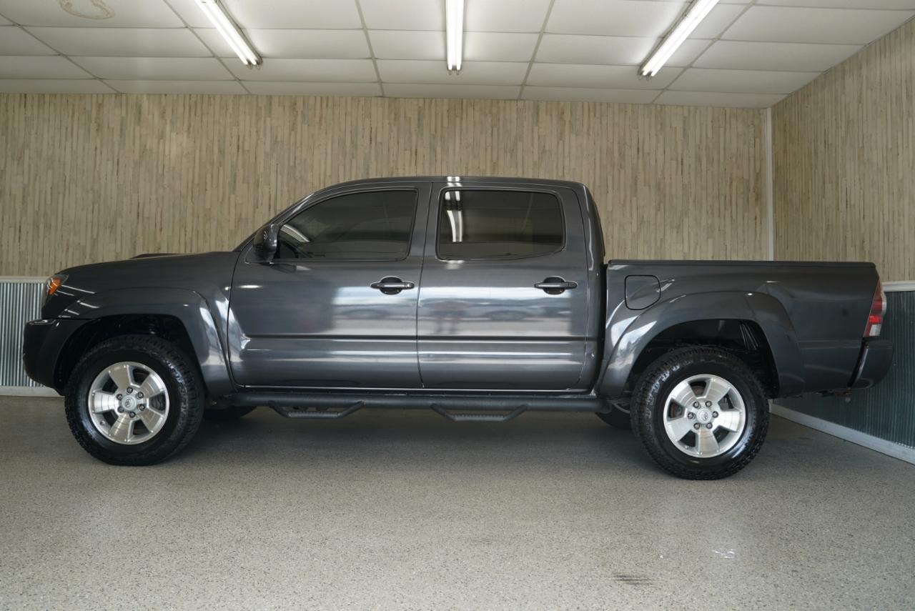 Toyota Tacoma  2010