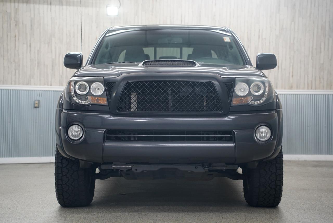 Toyota Tacoma  2010