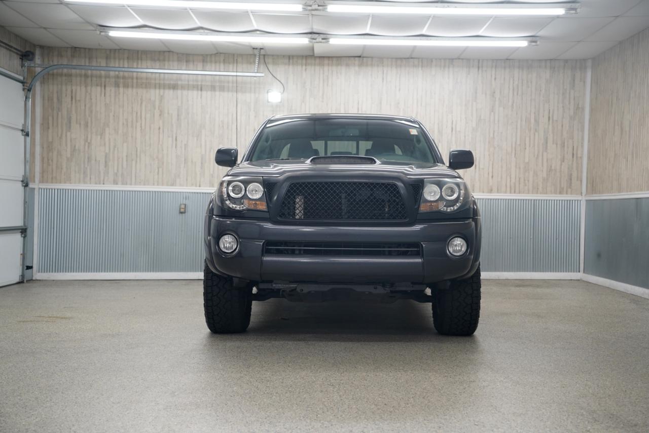 Toyota Tacoma  2010