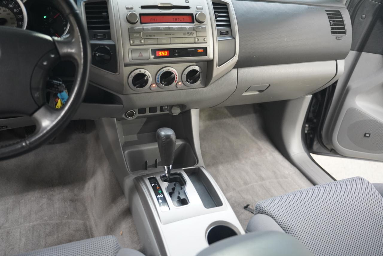 Toyota Tacoma  2010