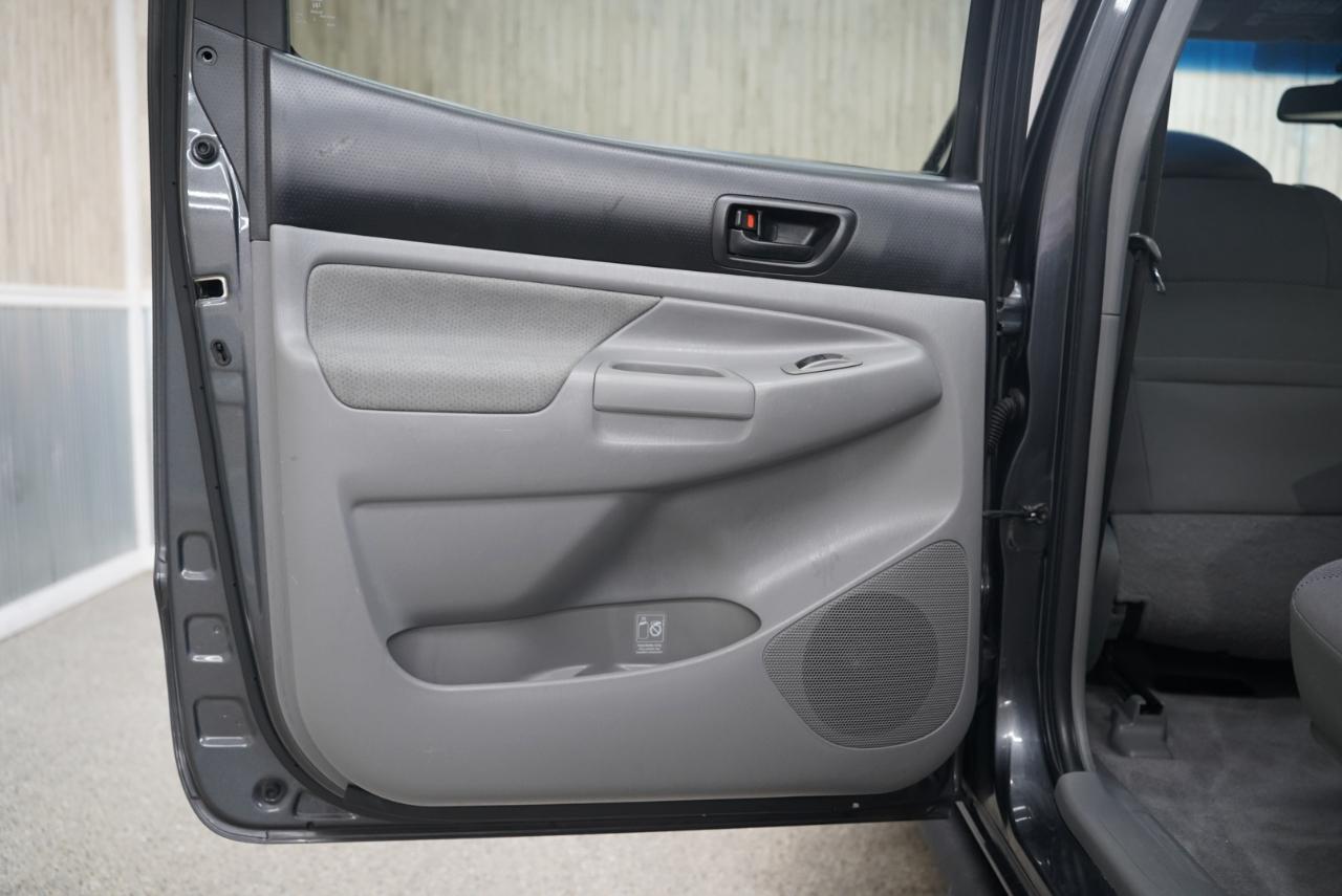 Toyota Tacoma  2010