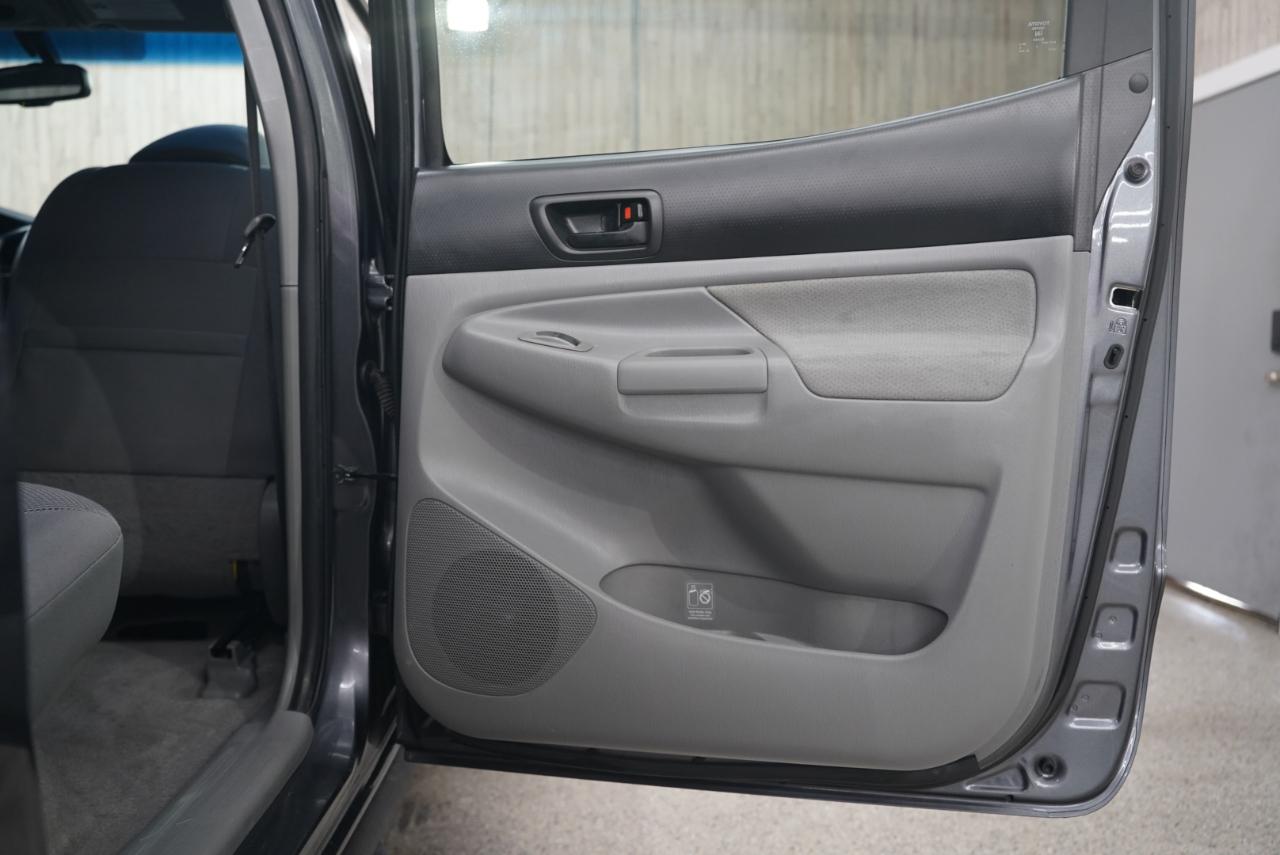 Toyota Tacoma  2010